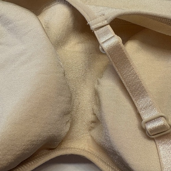 Wacoal 835575 B-Smooth Wire Free Bralette‎ Bra Seamless Lined Womens XL 1X Sand - Picture 7 of 7